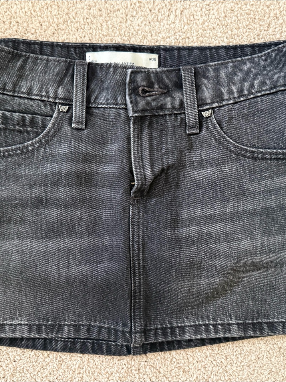 Hollister light black skirt with built in shorts